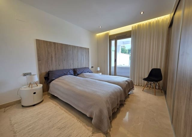 2 bedroom Apartment for sale in La Cala Golf, Mijas - € 485,000 (Ref: 9473621)