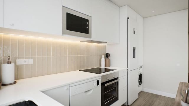 2 makuuhuone Huoneisto myytävänä paikassa Castillo Sohail, Fuengirola - 255 000 € (Ref: 9473623)