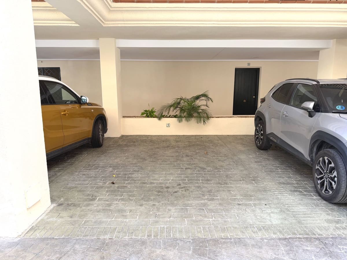 2 Zimmer Penthouse zu verkaufen in Nueva Andalucia - 549.000 € (Ref: 9474608)