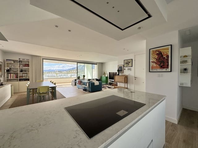 3 camera da letto Attico in vendita in Santa Clara, Marbella - 1.940.000 € (Rif: 9481660)