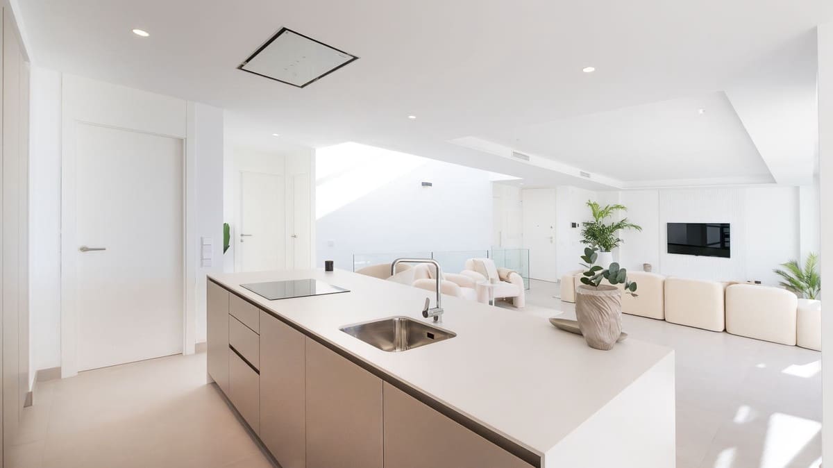 4 makuuhuone Huvila myytävänä paikassa Torremuelle - 1 850 000 € (Ref: 9481662)