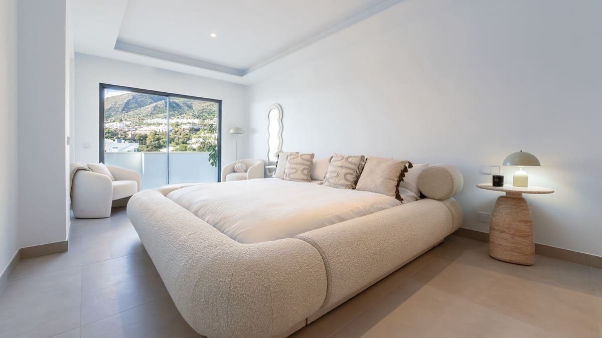 4 makuuhuone Huvila myytävänä paikassa Torremuelle - 1 850 000 € (Ref: 9481662)