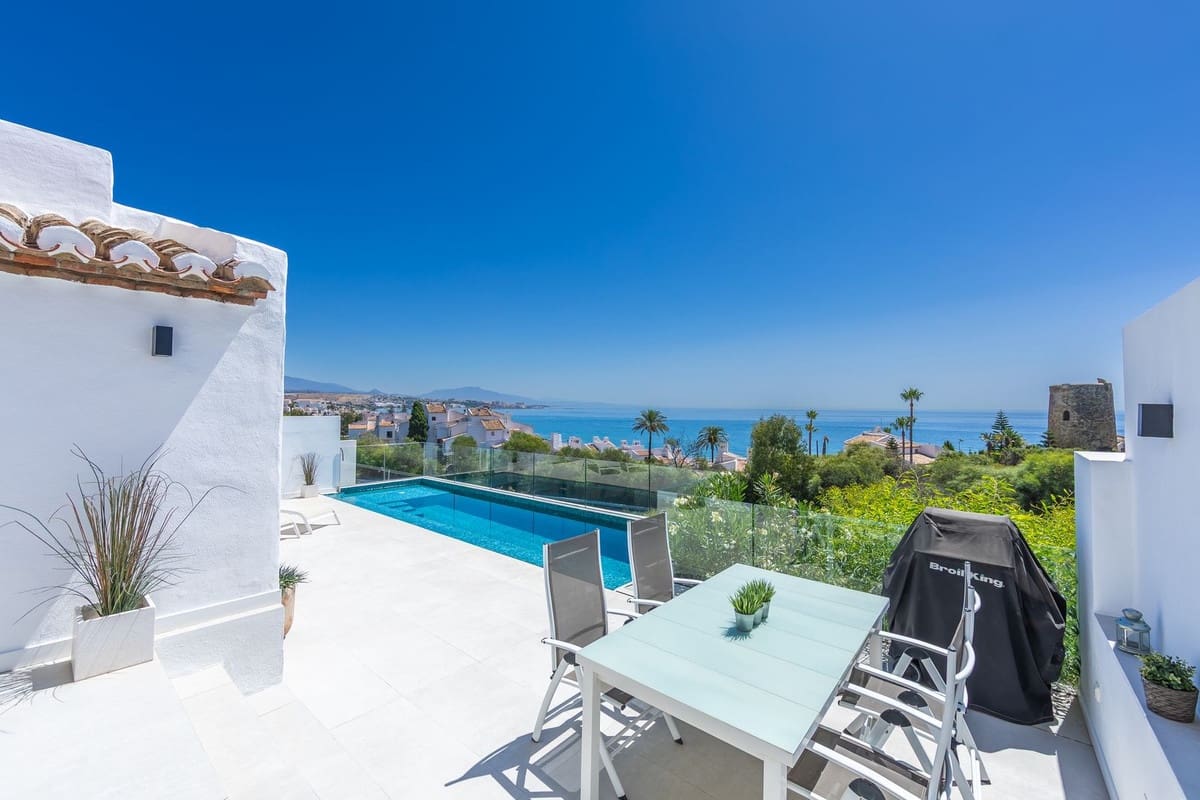 3 soverom Villa til salgs i Estepona med svømmebasseng - € 699 000 (Ref: 9483283)