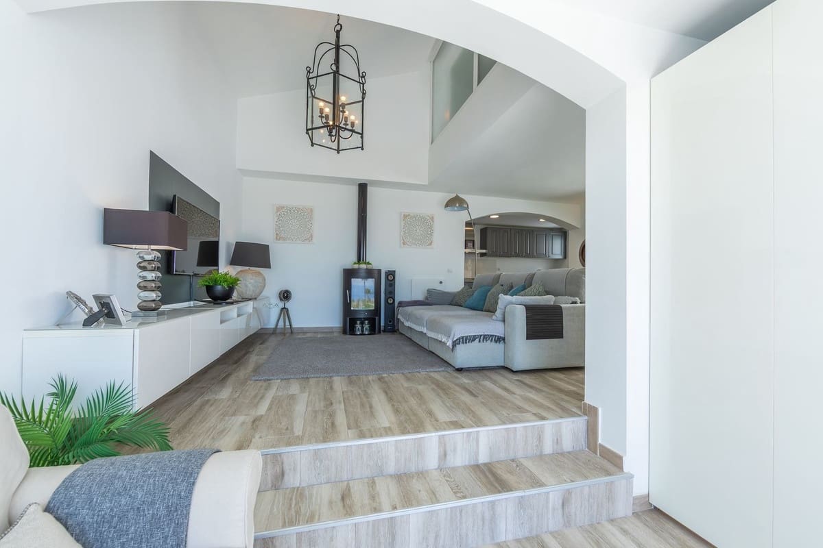 3 soverom Villa til salgs i Estepona med svømmebasseng - € 699 000 (Ref: 9483283)