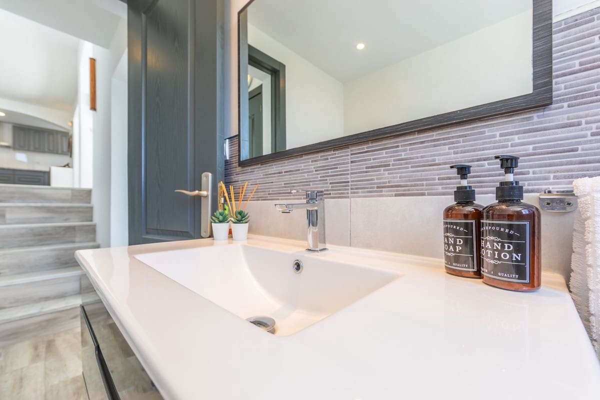 3 soverom Villa til salgs i Estepona med svømmebasseng - € 699 000 (Ref: 9483283)