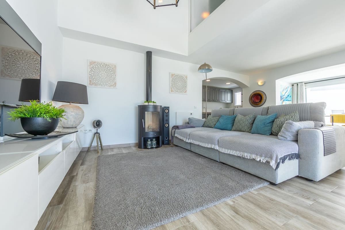 3 soverom Villa til salgs i Estepona med svømmebasseng - € 699 000 (Ref: 9483283)