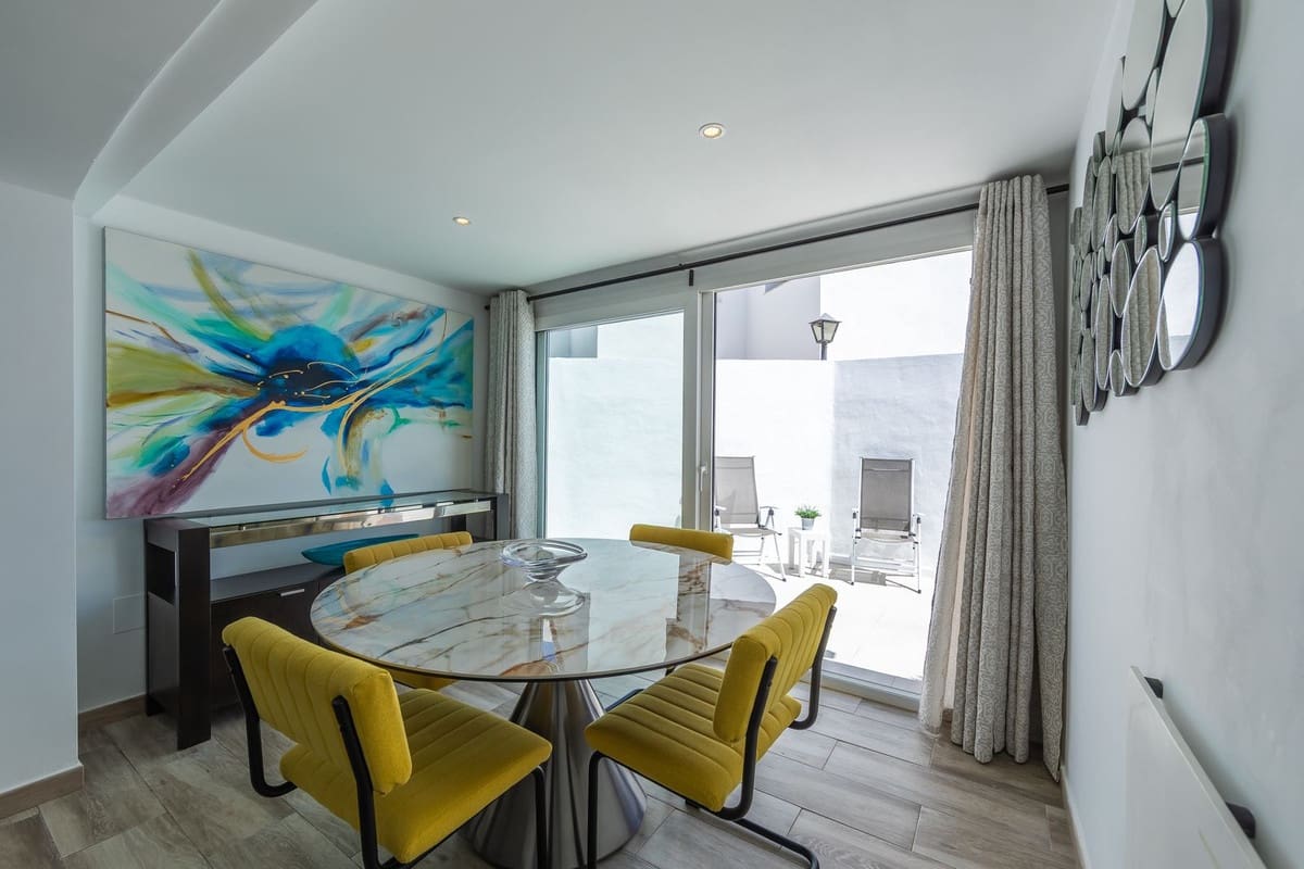 3 soverom Villa til salgs i Estepona med svømmebasseng - € 699 000 (Ref: 9483283)