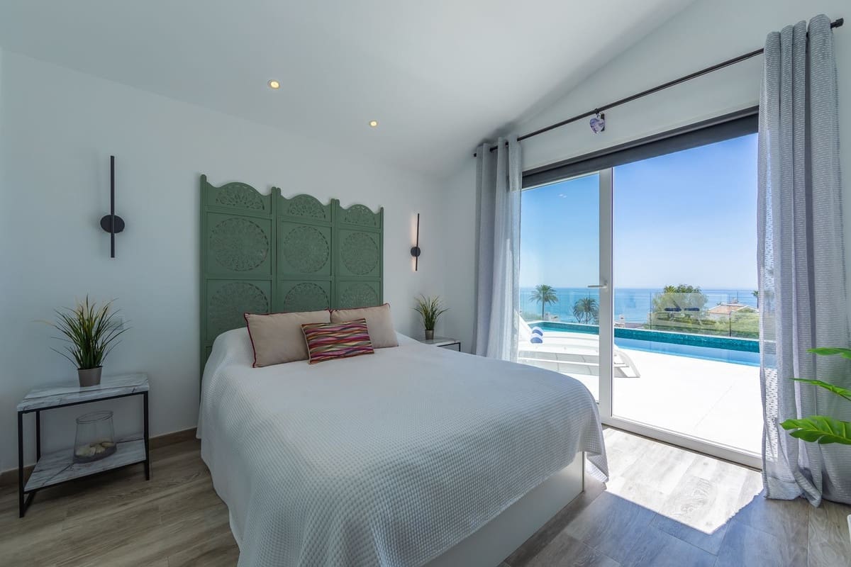 3 soverom Villa til salgs i Estepona med svømmebasseng - € 699 000 (Ref: 9483283)