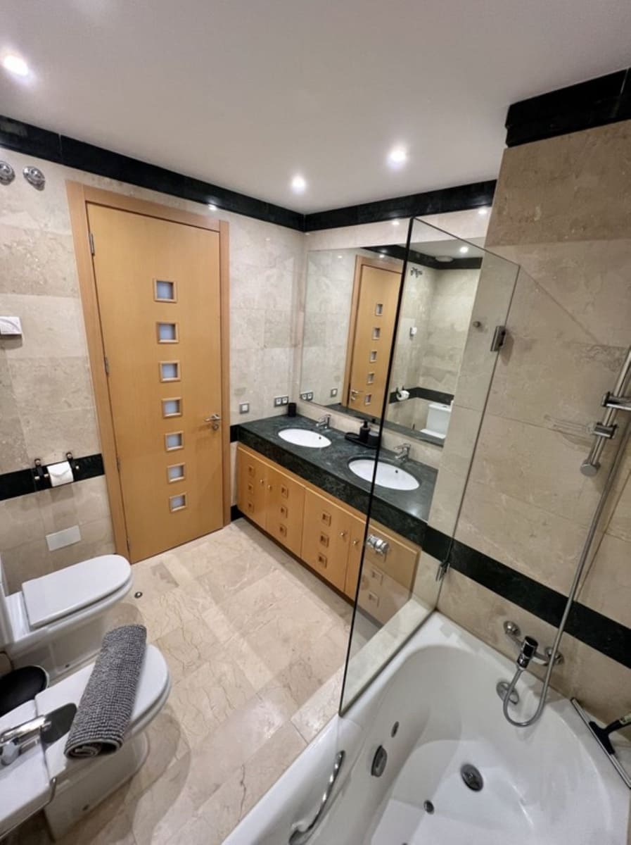 2 bedroom Apartment for sale in La Cala Golf - € 395,000 (Ref: 9483284)