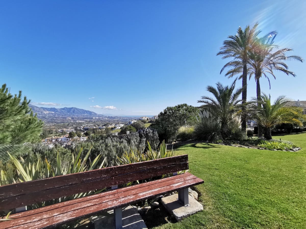 2 bedroom Apartment for sale in La Cala Golf - € 395,000 (Ref: 9483284)