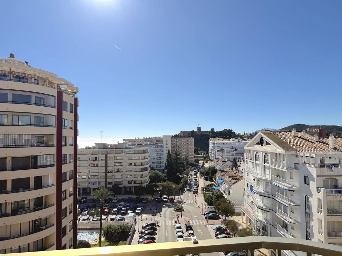 Apartamento de 2 habitaciones en Fuengirola en venta - 449.000 € (Ref: 9483673)