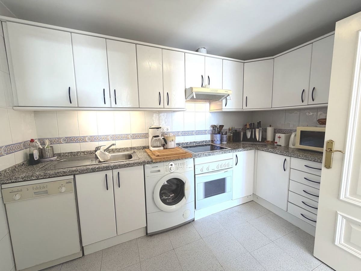 Apartamento de 2 habitaciones en Fuengirola en venta - 449.000 € (Ref: 9483673)