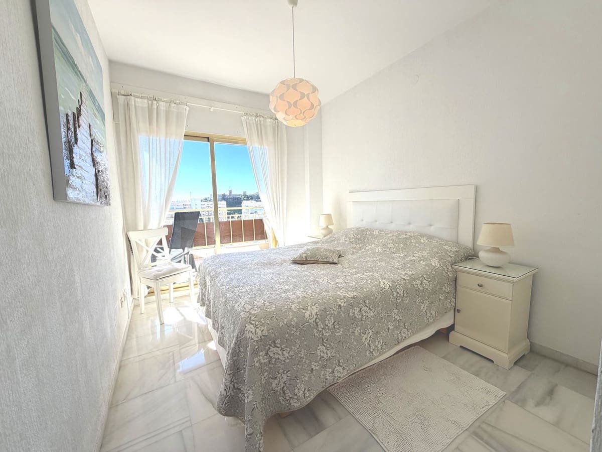 Apartamento de 2 habitaciones en Fuengirola en venta - 449.000 € (Ref: 9483673)