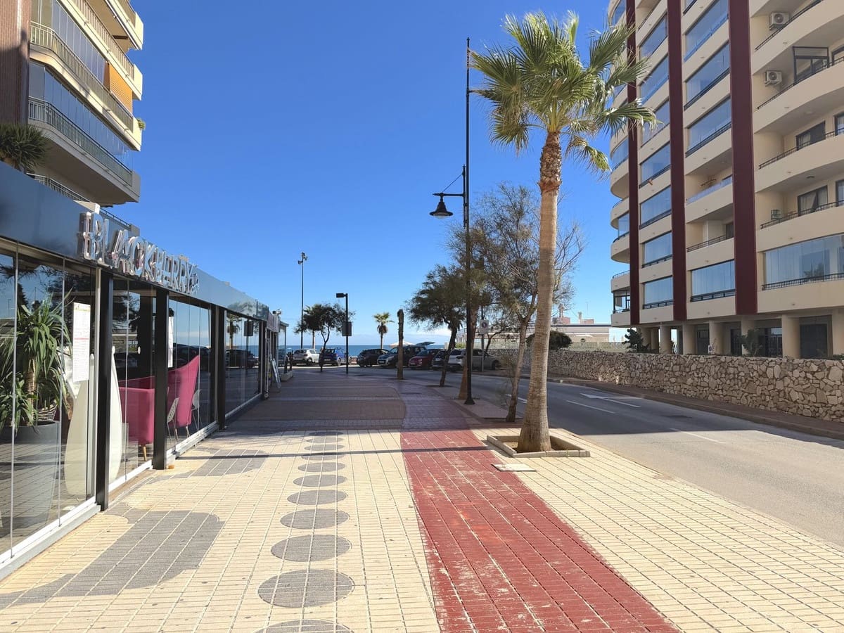 Apartamento de 2 habitaciones en Fuengirola en venta - 449.000 € (Ref: 9483673)