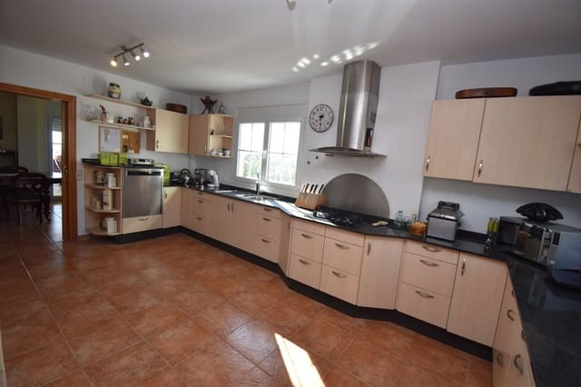 Chalet de 4 habitaciones en Mijas pueblo, Mijas en venta con piscina - 1.300.000 € (Ref: 9488561)