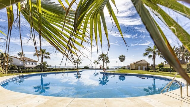 4 sovrum Hus till salu i Manilva Pueblo, Manilva - 425 000 € (Ref: 9488565)