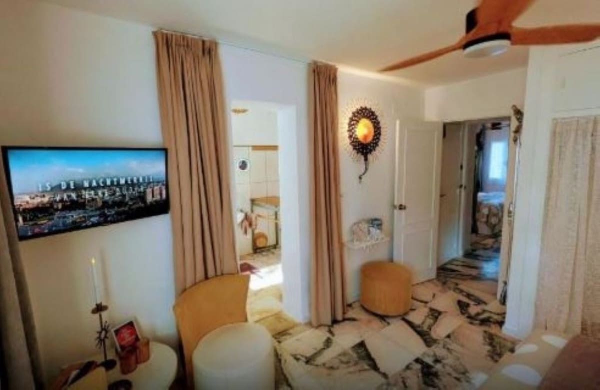 5 bedroom Villa for sale in Mijas with pool - € 990,000 (Ref: 9488566)