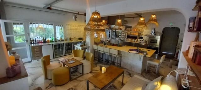 5 bedroom Villa for sale in Mijas pueblo, Mijas with pool - € 990,000 (Ref: 9488566)