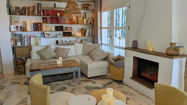 5 bedroom Villa for sale in Mijas pueblo, Mijas with pool - € 990,000 (Ref: 9488566)