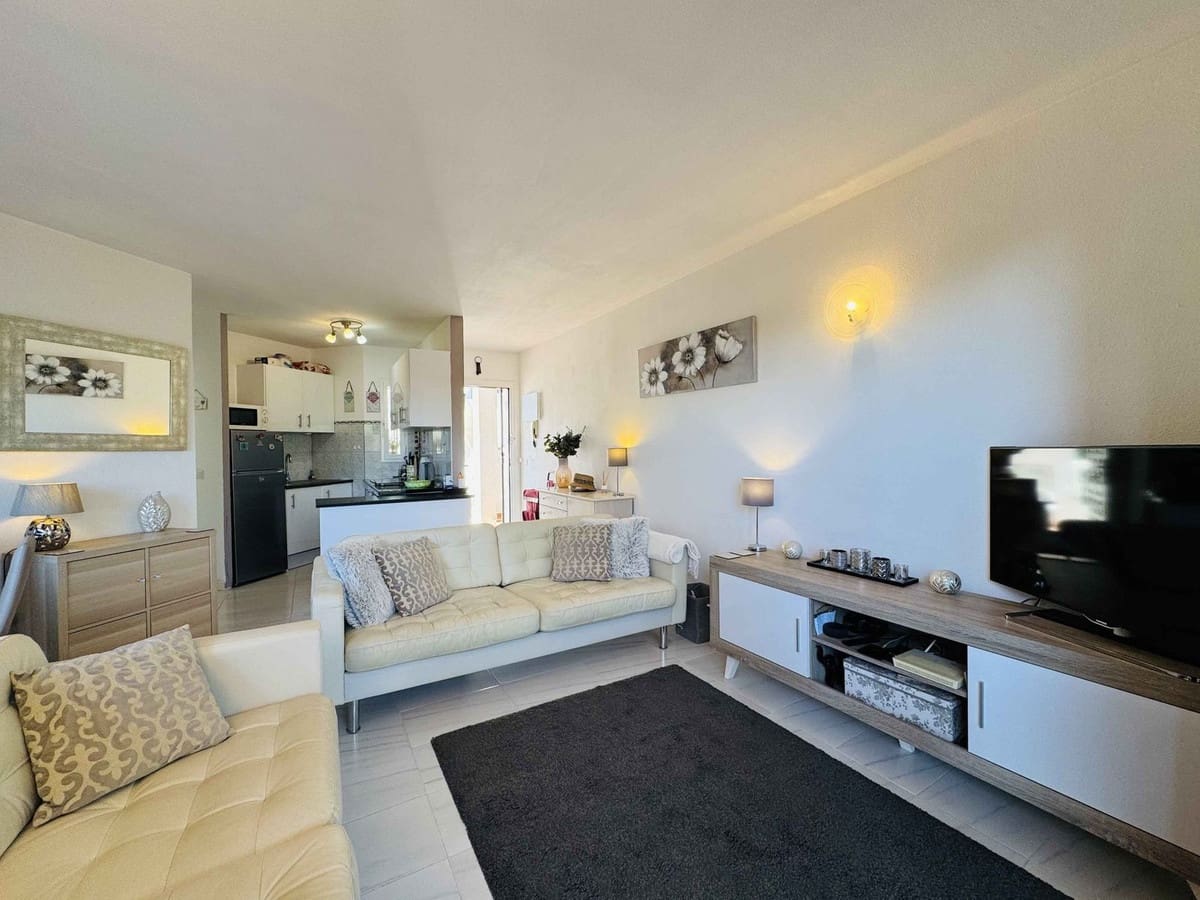 1 bedroom Apartment for sale in Riviera del Sol - € 219,000 (Ref: 9490953)