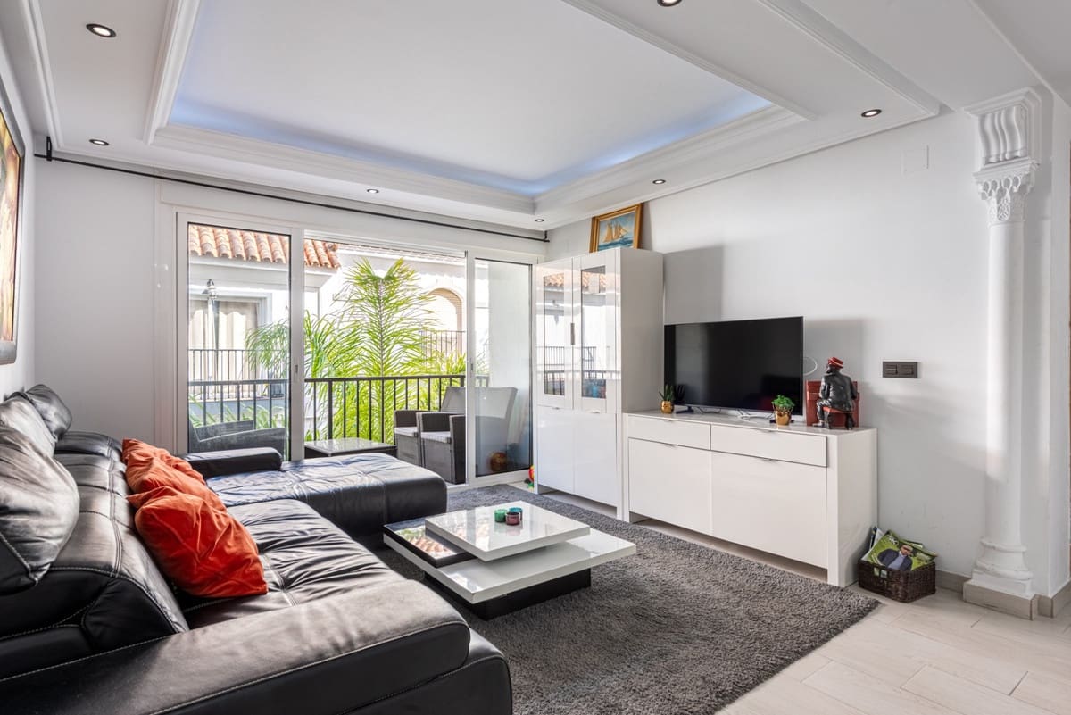 2 quarto Apartamento para venda em Fuengirola - 420 000 € (Ref: 9496593)