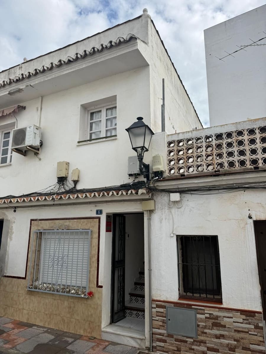 2 bedroom Apartment for sale in Las Lagunas de Mijas - € 207,000 (Ref: 9496597)