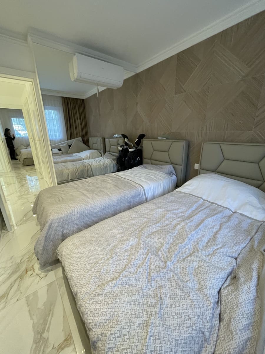 2 bedroom Apartment for sale in Golden Mile - € 949,000 (Ref: 9496600)