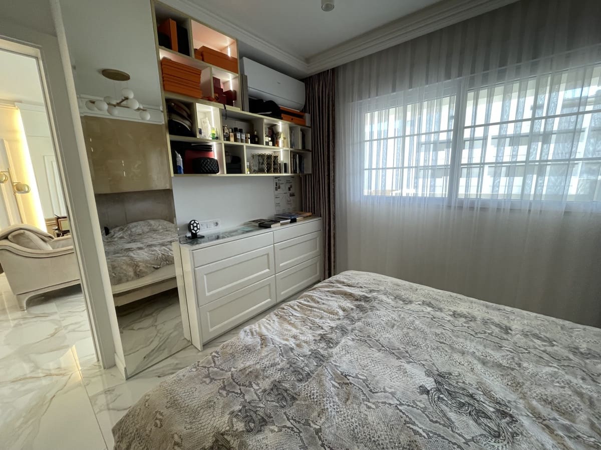 2 bedroom Apartment for sale in Golden Mile - € 949,000 (Ref: 9496600)