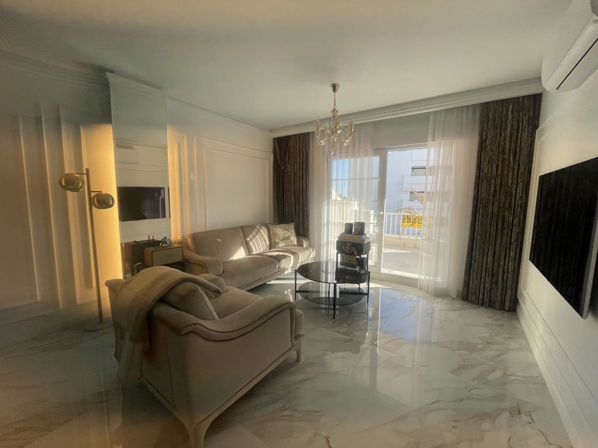 2 bedroom Apartment for sale in Golden Mile - € 949,000 (Ref: 9496600)