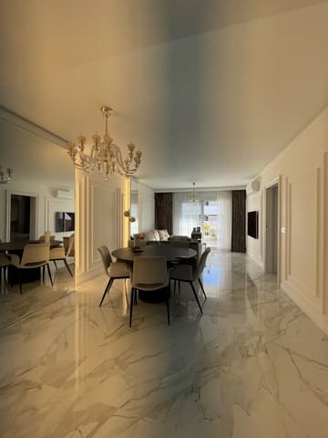 2 soveværelse Lejlighed til salg i Golden Mile, Marbella - € 799.000 (Ref: 9496600)