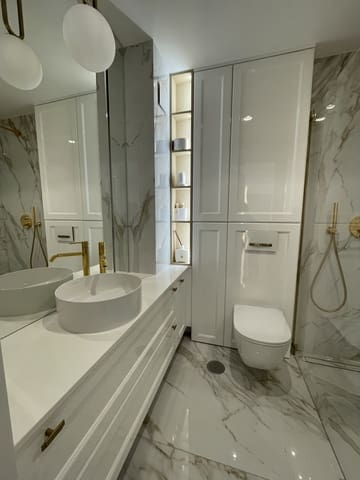 2 soveværelse Lejlighed til salg i Golden Mile, Marbella - € 799.000 (Ref: 9496600)