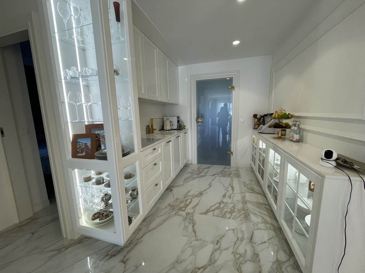 2 bedroom Apartment for sale in Golden Mile - € 949,000 (Ref: 9496600)