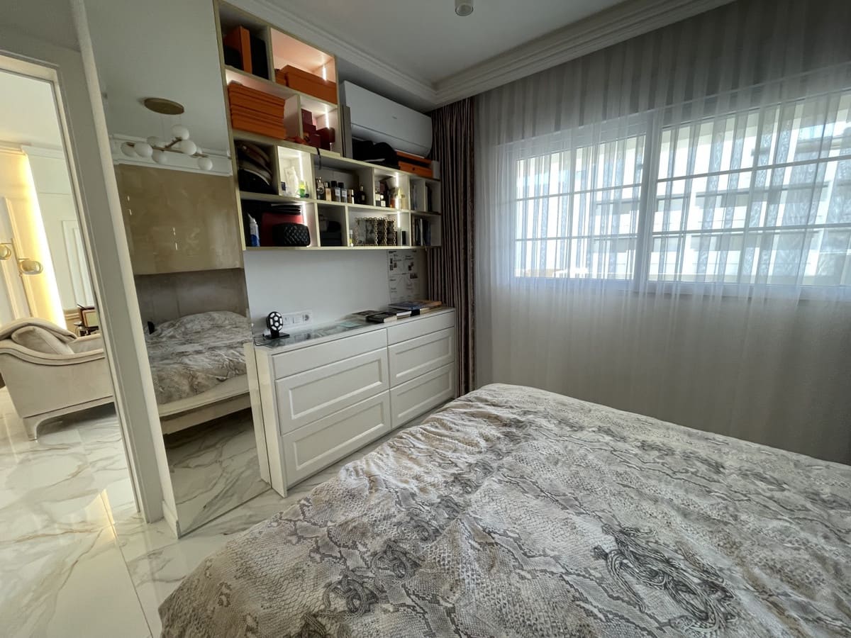 2 bedroom Apartment for sale in Golden Mile - € 949,000 (Ref: 9496600)