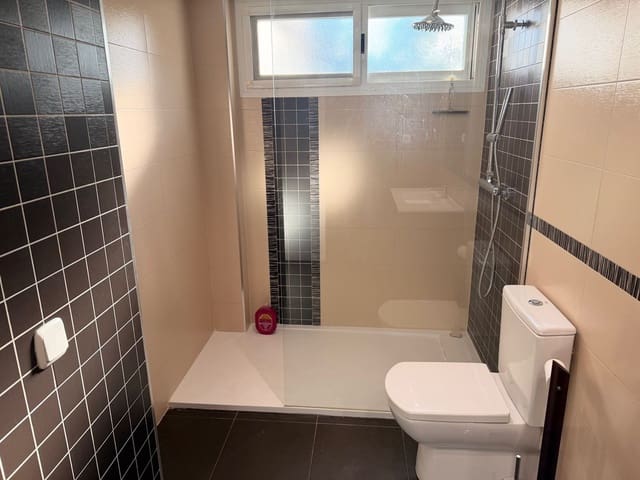 2 soveværelse Byhus til salg i Casco Antiguo, Marbella - € 690.000 (Ref: 9496601)