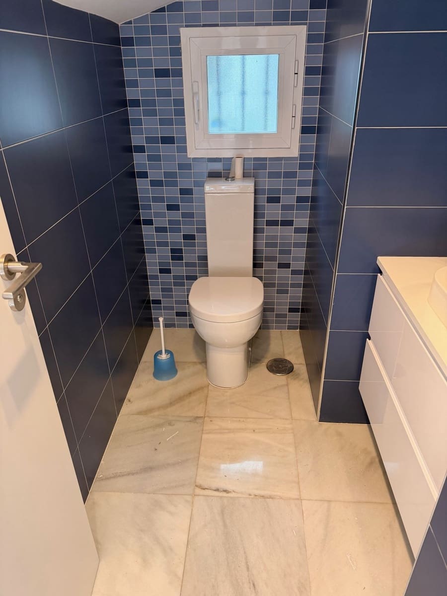 2 bedroom Townhouse for sale in Marbella - € 690,000 (Ref: 9496601)