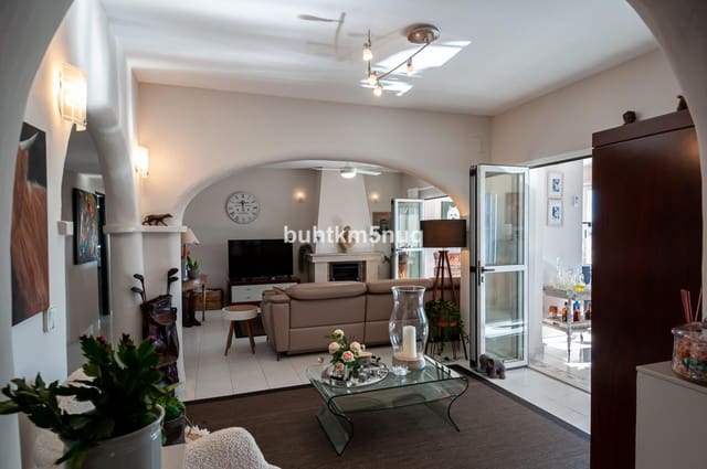 4 makuuhuone Huvila myytävänä paikassa Pueblo, Calpe / Calp mukana uima-altaan - 870 000 € (Ref: 9496602)