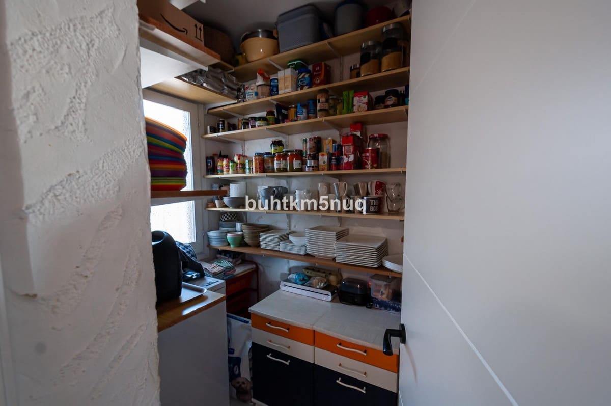 4 makuuhuone Huvila myytävänä paikassa Calpe / Calp mukana uima-altaan - 870 000 € (Ref: 9496602)