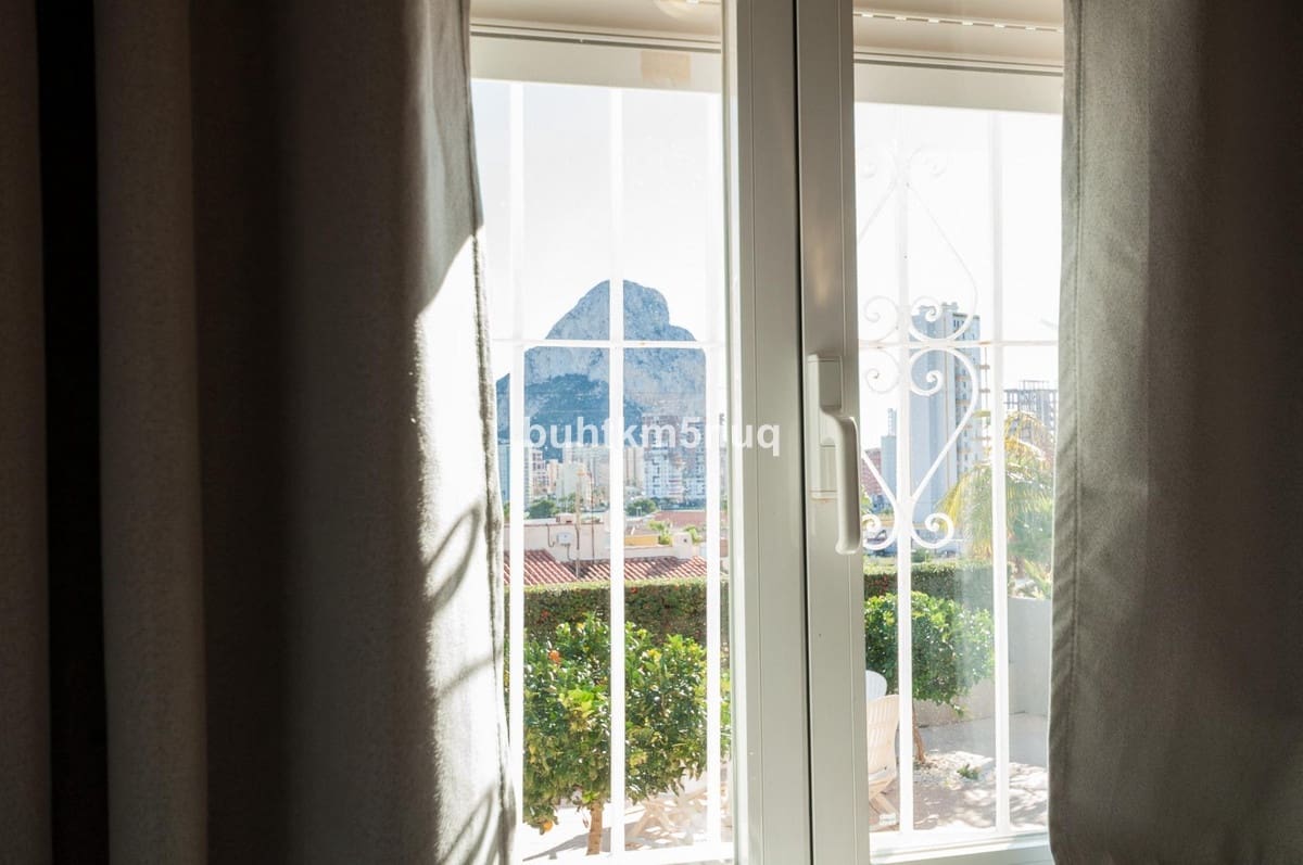 4 makuuhuone Huvila myytävänä paikassa Calpe / Calp mukana uima-altaan - 870 000 € (Ref: 9496602)