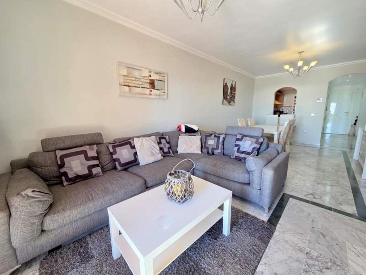 2 bedroom Apartment for sale in La Duquesa / Puerto de la Duquesa - € 280,000 (Ref: 9496605)