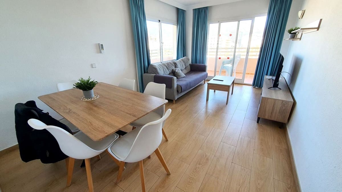 Apartamento de 2 habitaciones en Fuengirola en venta - 399.000 € (Ref: 9496607)