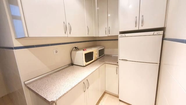 3 slaapkamer Appartement te koop in Los Boliches , Fuengirola - € 399.000 (Ref: 9498058)