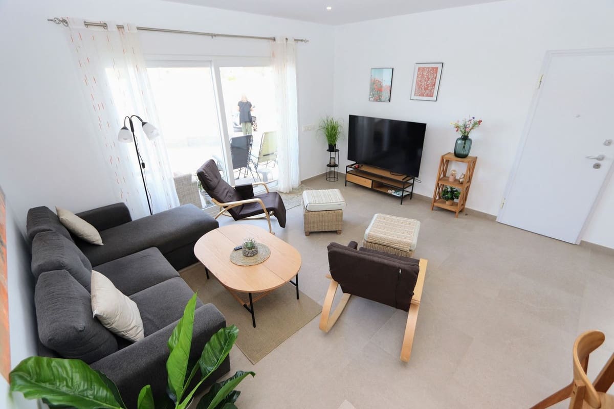 3 bedroom Villa for sale in San Pedro del Pinatar with pool - € 397,000 (Ref: 9503650)