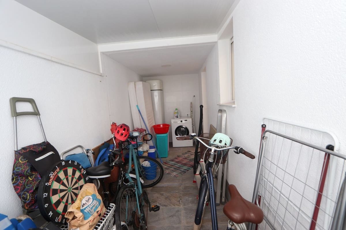 3 bedroom Villa for sale in San Pedro del Pinatar with pool - € 397,000 (Ref: 9503650)