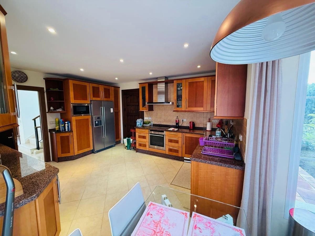 5 camera da letto Villa in vendita in Casares con piscina - 1.900.000 € (Rif: 9503653)