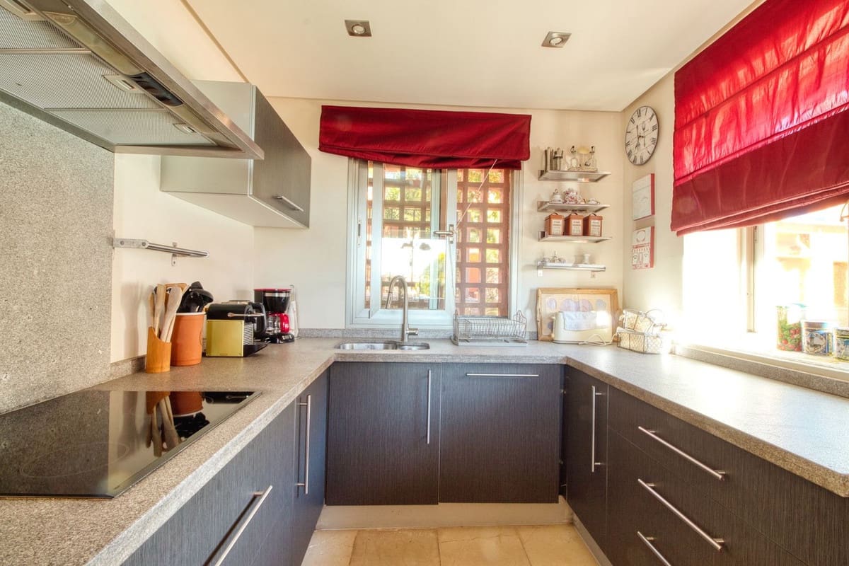 4 bedroom Townhouse for sale in Manilva - € 539,000 (Ref: 9503660)