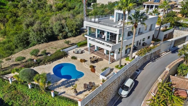 4 quarto Moradia para venda em Solymar, Benalmádena com piscina - 2 595 000 € (Ref: 9503661)