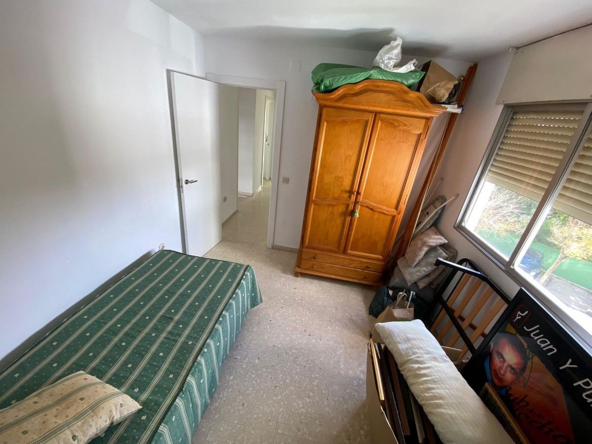 3 bedroom Apartment for sale in Fuengirola - € 340,000 (Ref: 9508019)