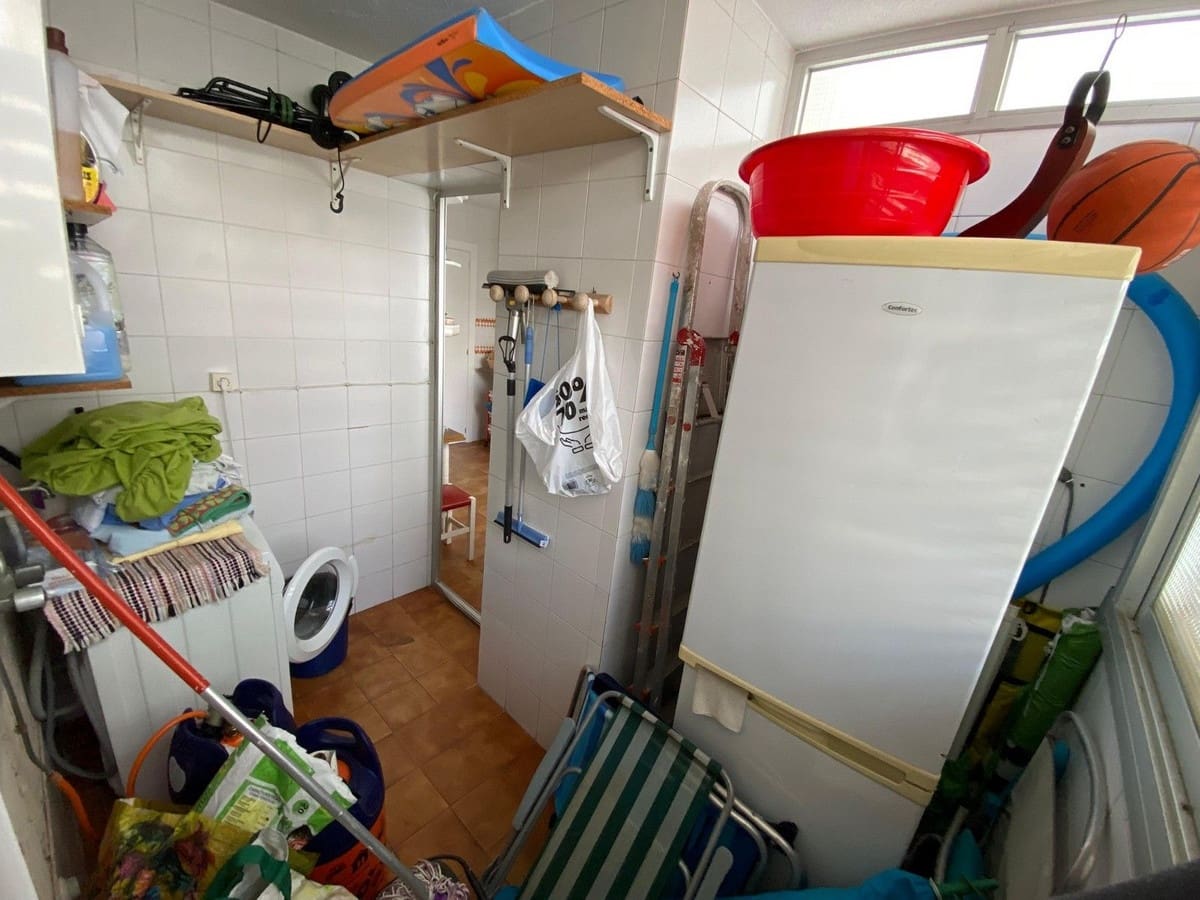 3 bedroom Apartment for sale in Fuengirola - € 340,000 (Ref: 9508019)