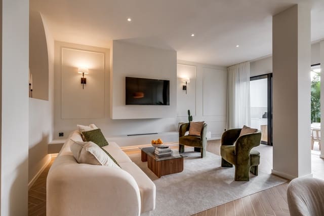 4 sypialnia Dom na sprzedaż w Puerto Banus, Marbella - 1 395 000 € (Ref: 9508026)