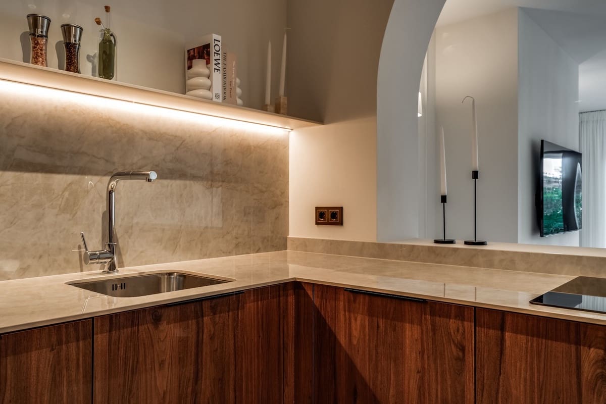 4 sypialnia Dom na sprzedaż w Nueva Andalucia - 1 395 000 € (Ref: 9508026)